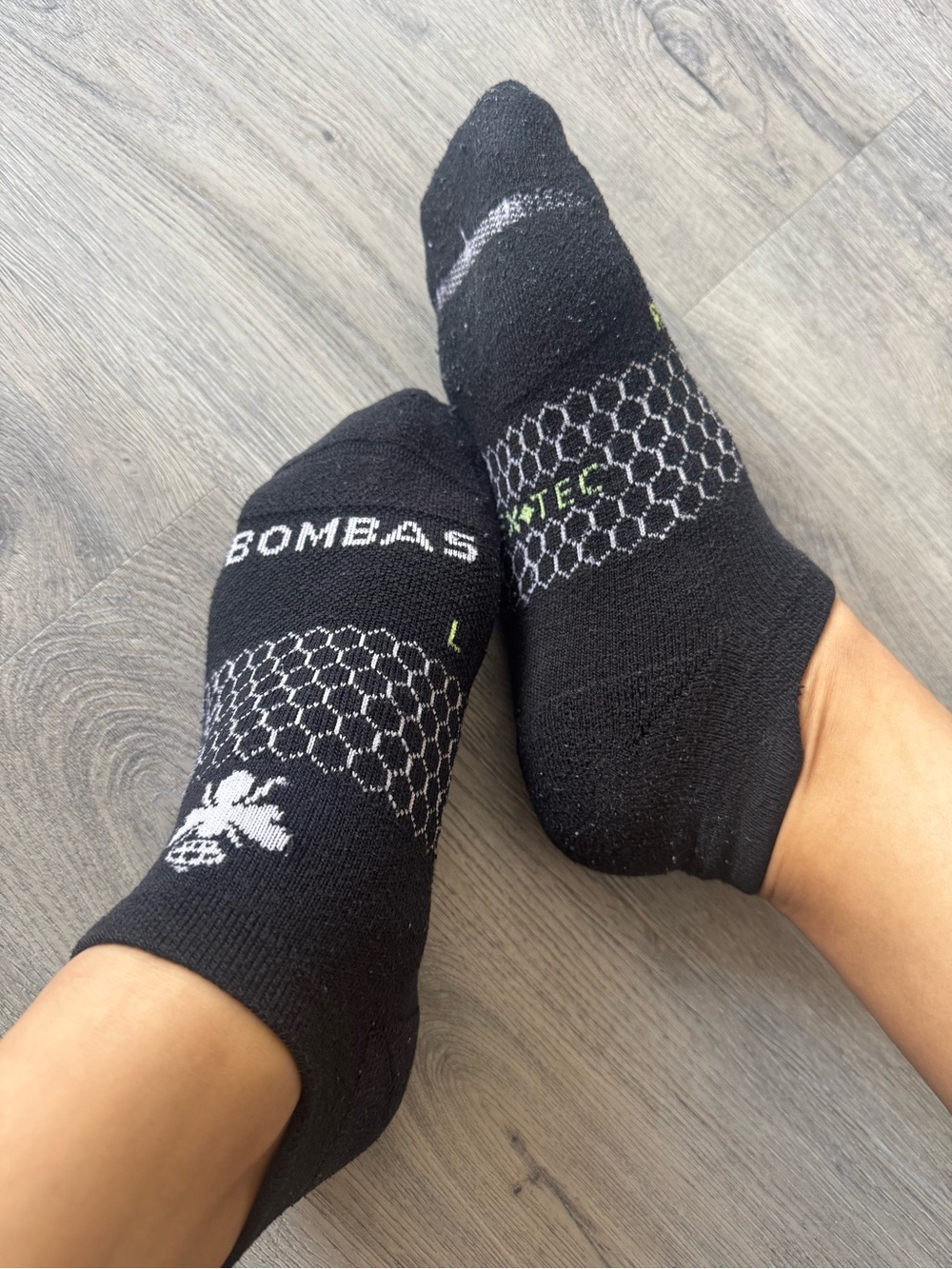Bombas Athletic Low Socks (Black)